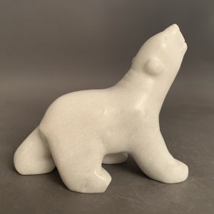 White Marble Bear _ Guy Unisaraq